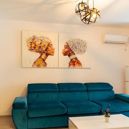 Cozy Special Pallady Apartament With Garden & Courtyard Bucarest Esterno foto