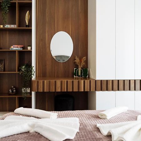 Cozy Special Pallady Apartament With Garden & Courtyard Bucarest Esterno foto