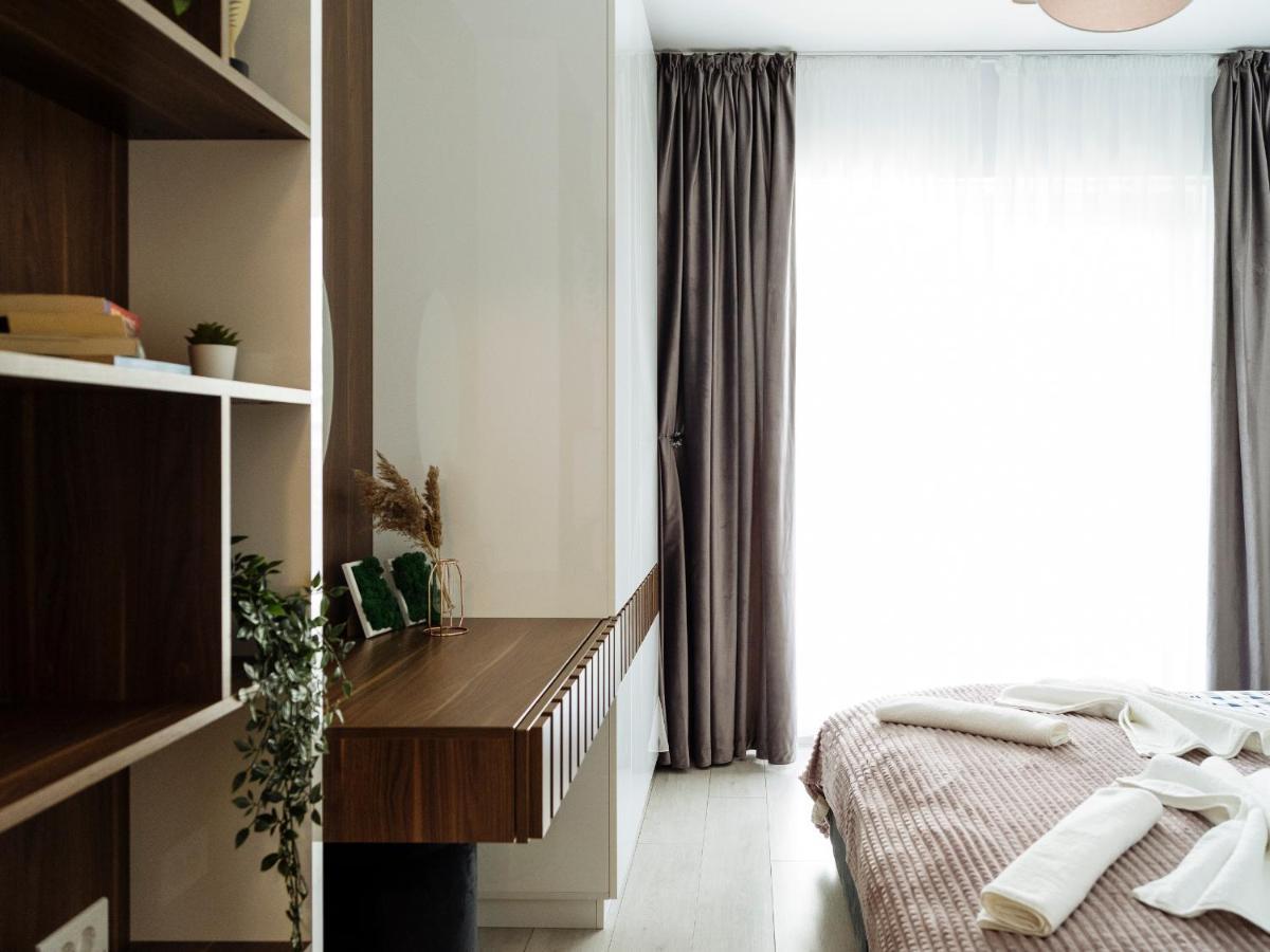 Cozy Special Pallady Apartament With Garden & Courtyard Bucarest Esterno foto