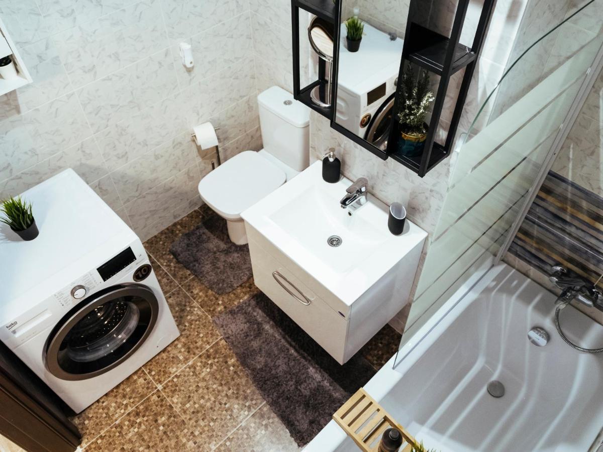 Cozy Special Pallady Apartament With Garden & Courtyard Bucarest Esterno foto