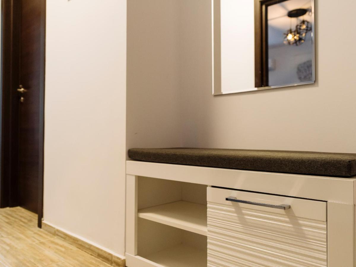 Cozy Special Pallady Apartament With Garden & Courtyard Bucarest Esterno foto