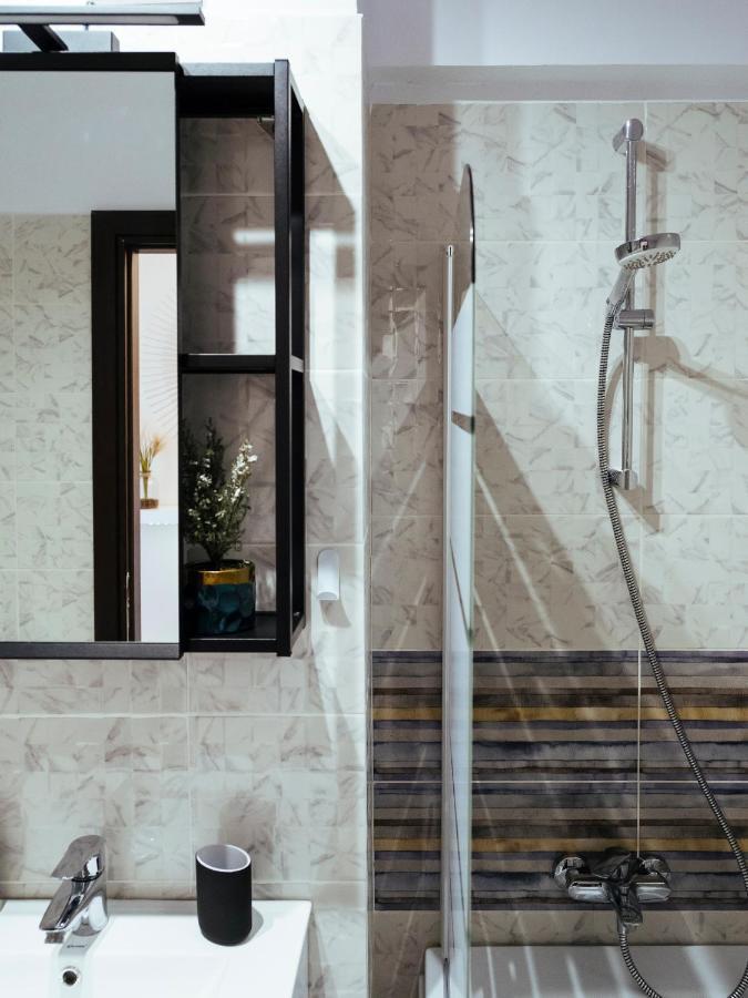 Cozy Special Pallady Apartament With Garden & Courtyard Bucarest Esterno foto