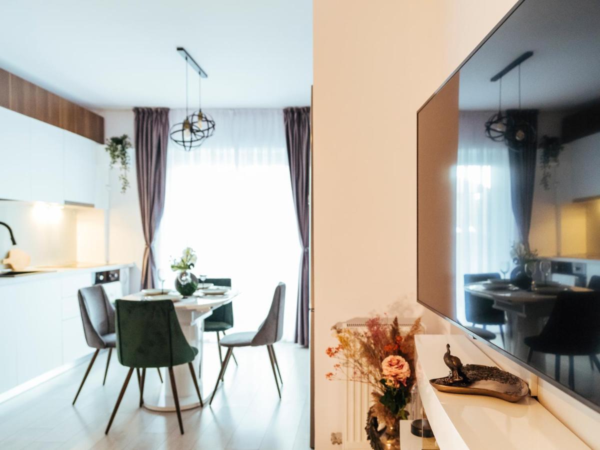 Cozy Special Pallady Apartament With Garden & Courtyard Bucarest Esterno foto