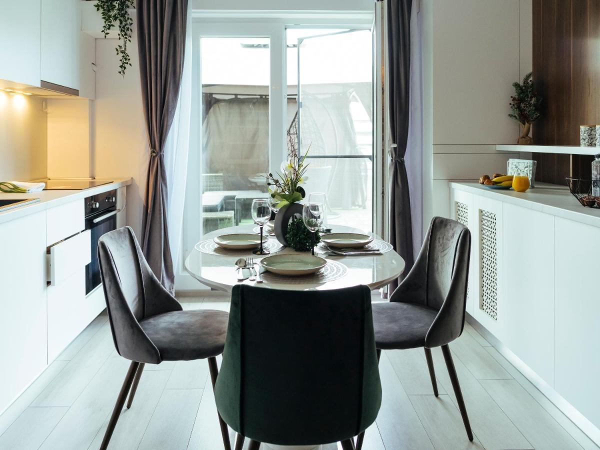 Cozy Special Pallady Apartament With Garden & Courtyard Bucarest Esterno foto