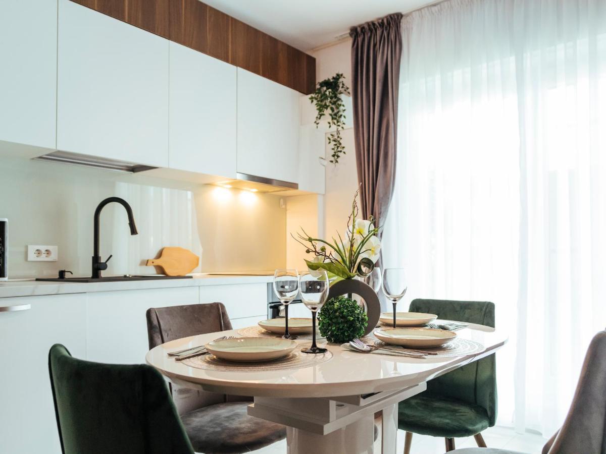 Cozy Special Pallady Apartament With Garden & Courtyard Bucarest Esterno foto